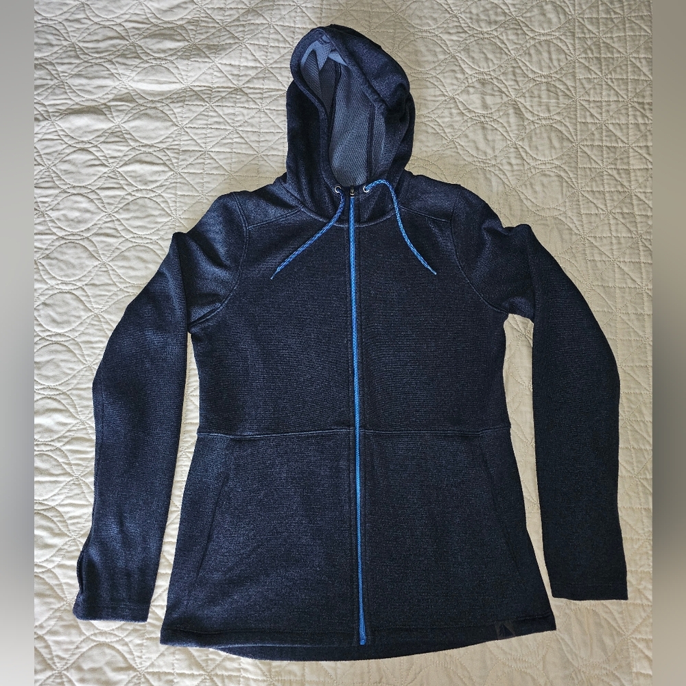 L.L. Bean Women's Navy Blue Zip Hoodie - Size Small